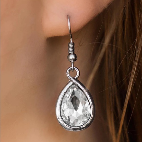 ❤️Love At Fierce Sight Necklace Set - Picture 4 of 4